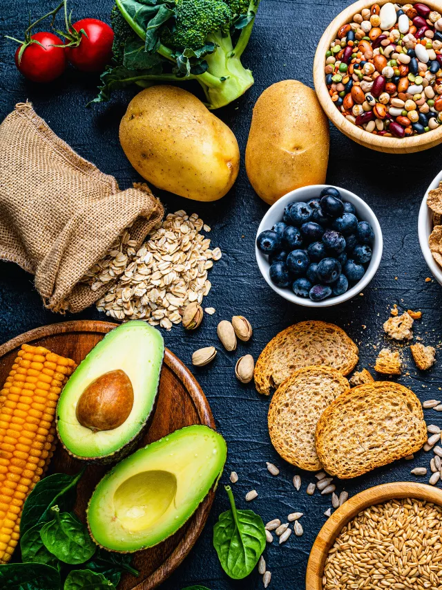 Top 8 Fibermaxxing Meals to Try in 2025